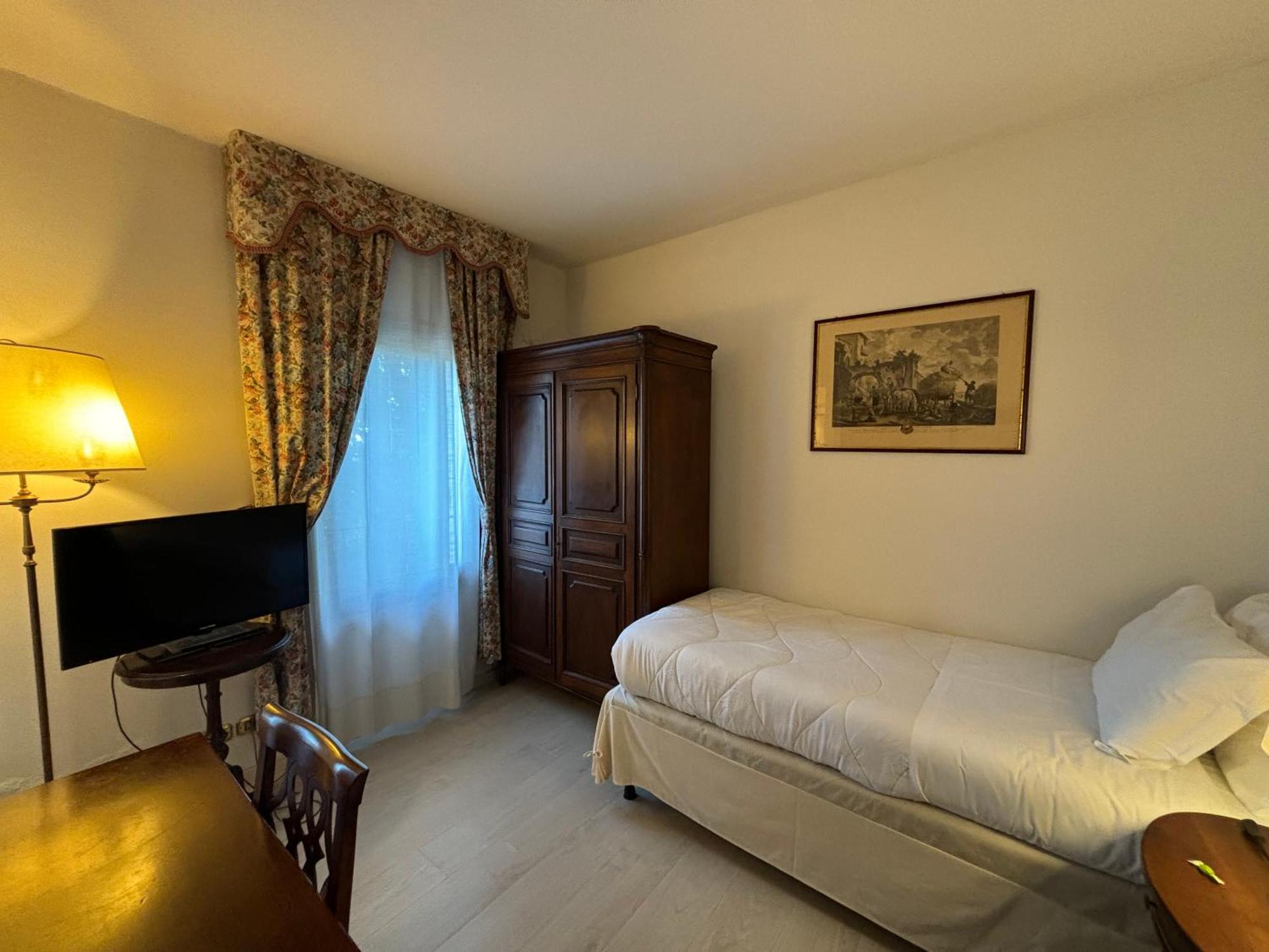 Hotel Villa Luppis Pasiano Di Pordenone Exterior foto